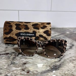 Dolce & Gabbana Leopard Oversized Sunglasses. Case included.